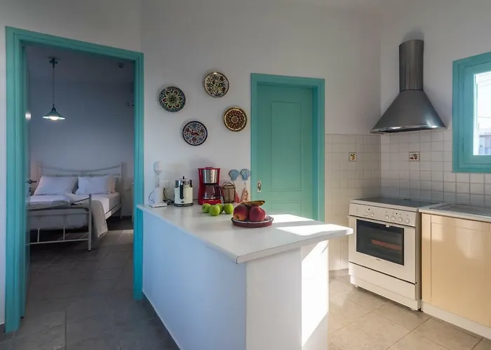 펜션 Zefyros Pachaina