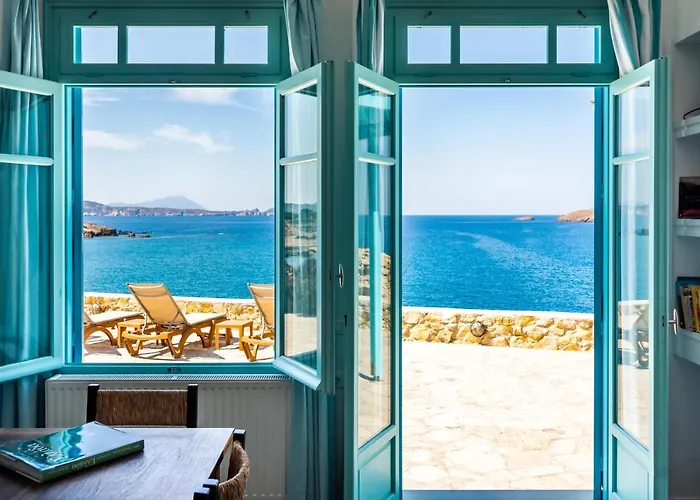 펜션 Zefyros Pachaina